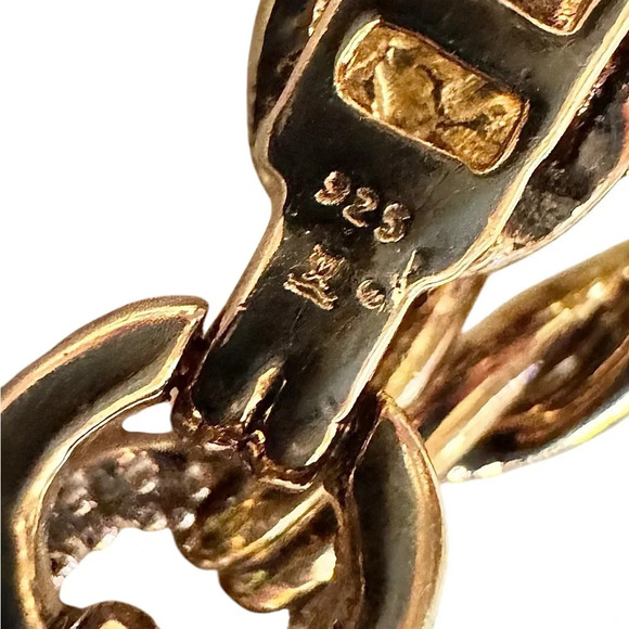 96-Diamond Yellow Gold-Plated Love Knot Tennis Bracelet - Picture 11 of 12